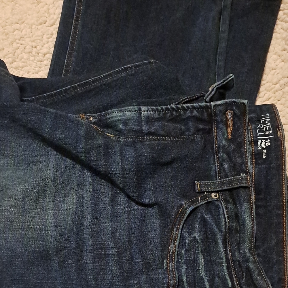 Time and Tru Blue Relaxed Jeans with Natural Wear